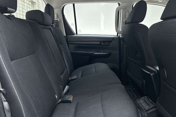 2022 Toyota Hilux SR GUN126R 4X4 thumb-10