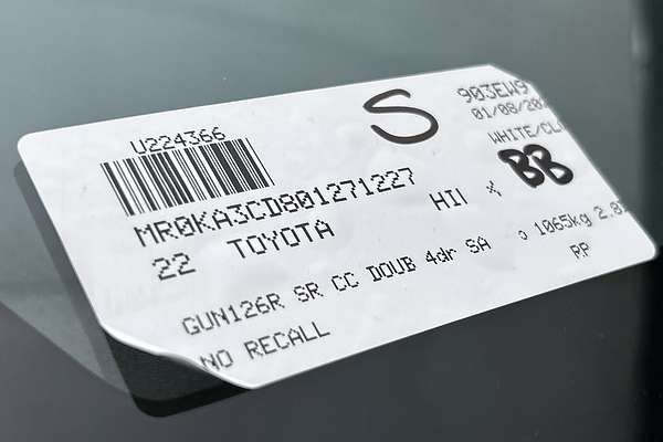 2022 Toyota Hilux SR GUN126R 4X4 thumb-22