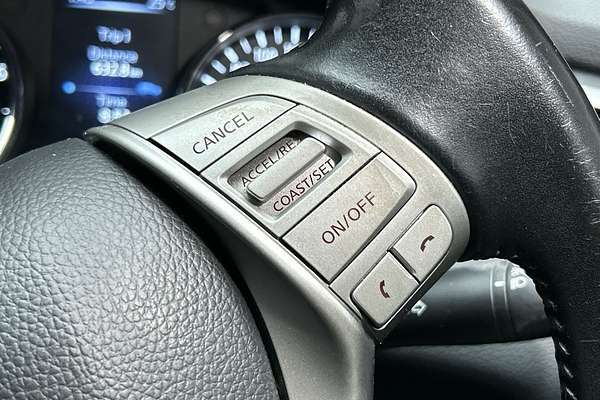 2016 Nissan QASHQAI ST J11 thumb-16