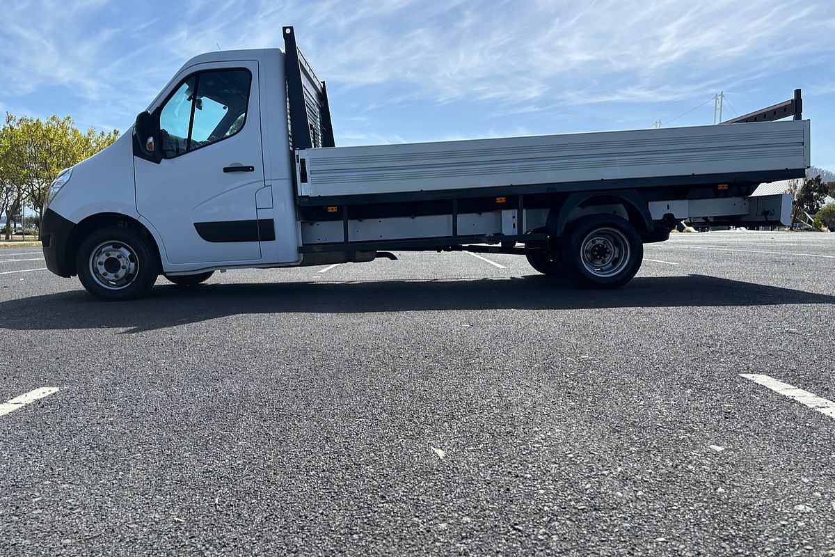2019 Master Single Cab Chassis L4 RWD 2.3L Diesel Man