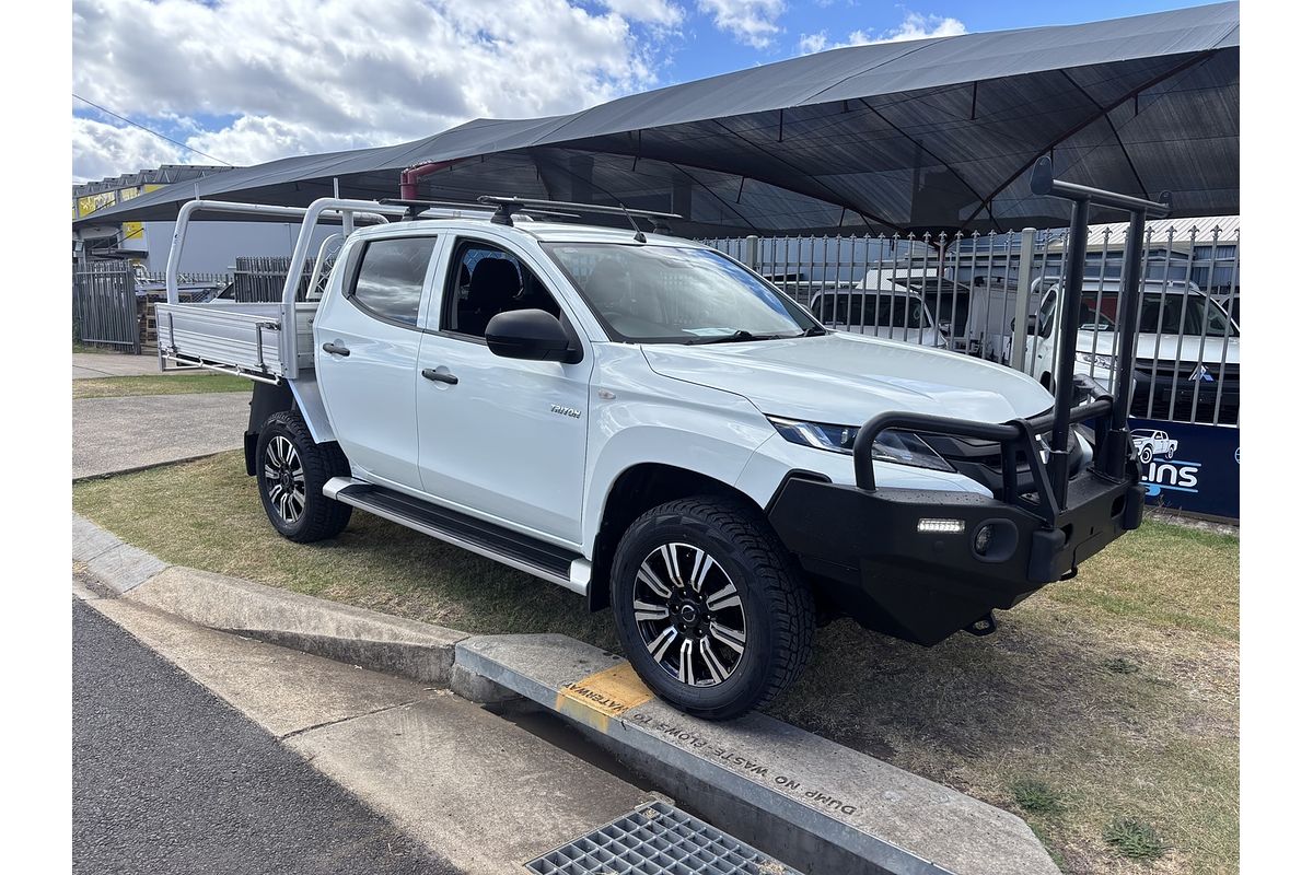 2022 Mitsubishi Triton GLX MR 4X4