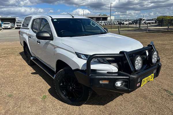 2022 Mitsubishi Triton GLX-R MR 4X4