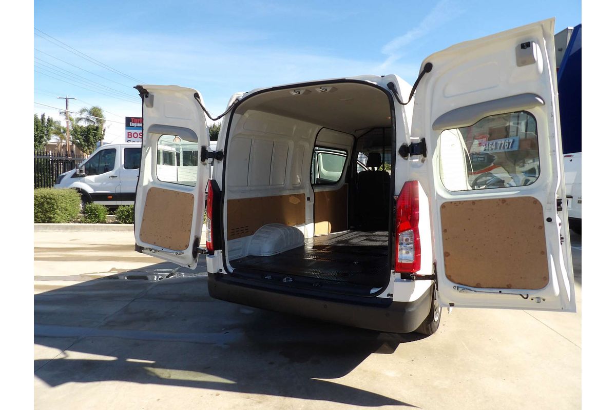 2025 Toyota Hiace  GDH320R ELWB High Roof