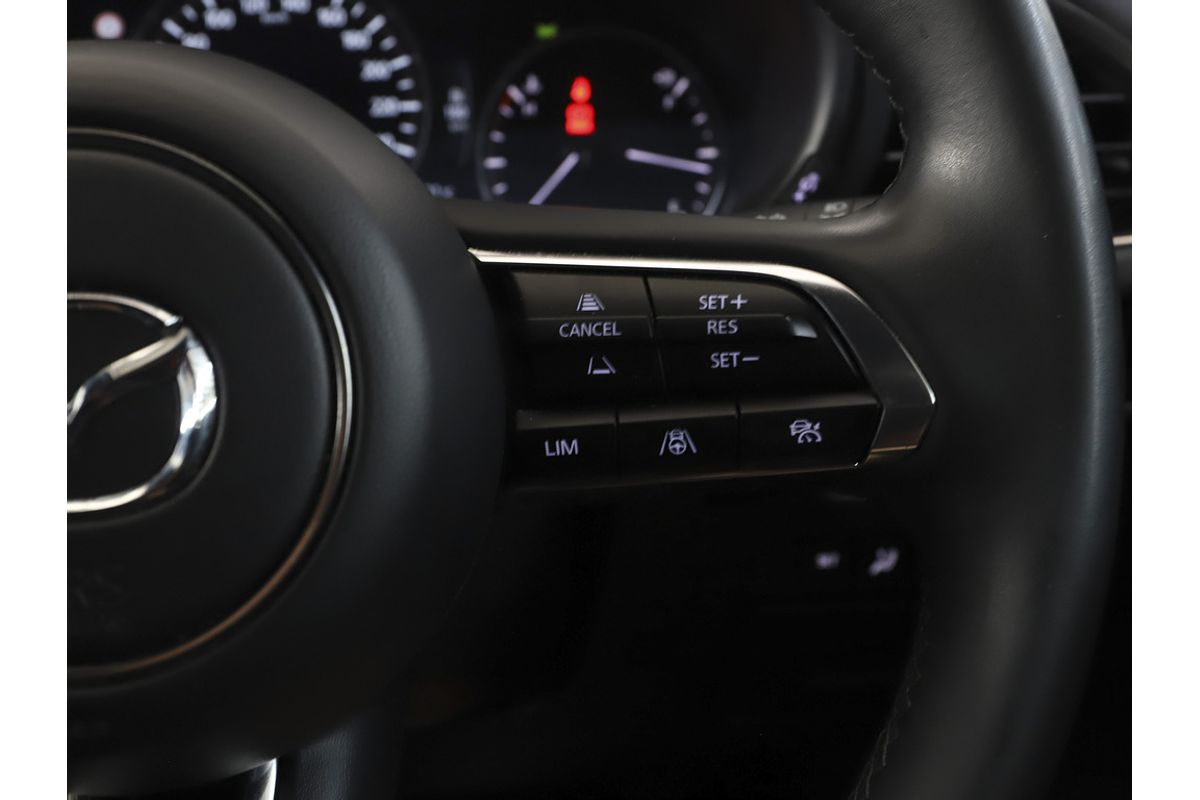 MAZDA3 Q 6AUTO HATCH G20 TOURING VISION