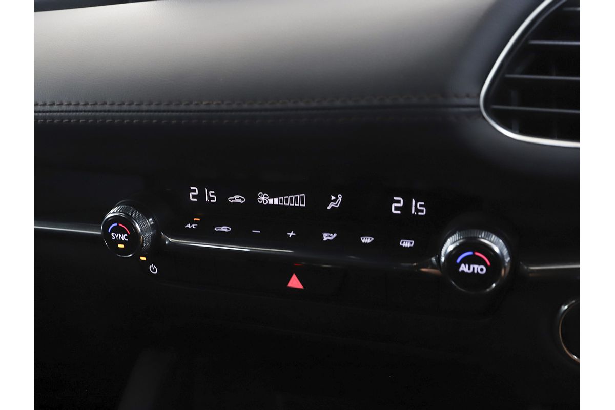 MAZDA3 Q 6AUTO HATCH G20 TOURING VISION