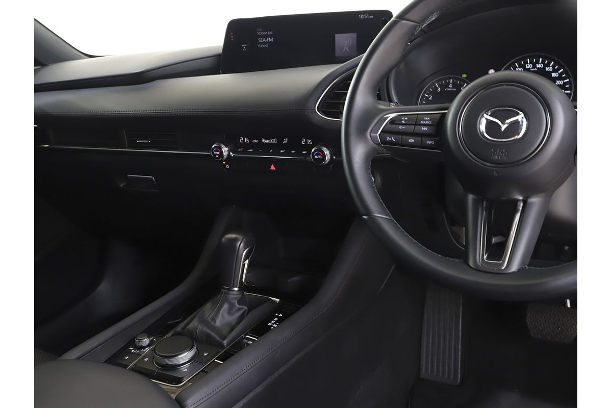 MAZDA3 Q 6AUTO HATCH G20 TOURING VISION