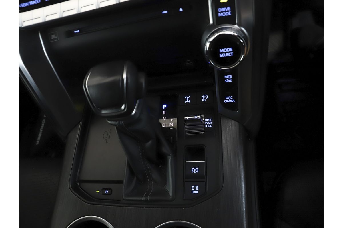 Landcruiser Wagon GR-S 3.3L Diesel Automatic 5E15740 001