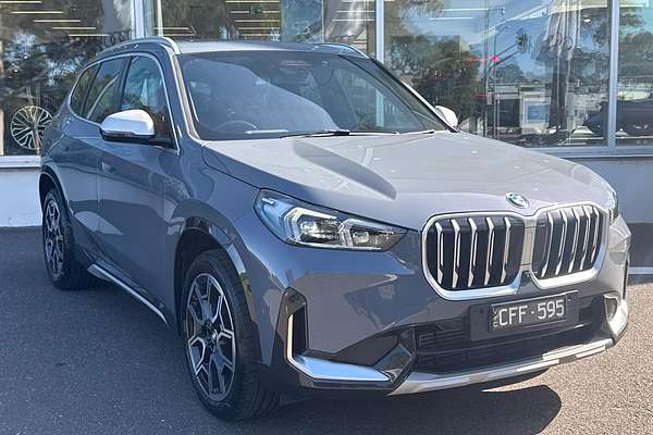 2022 BMW X1 xDrive20i U11