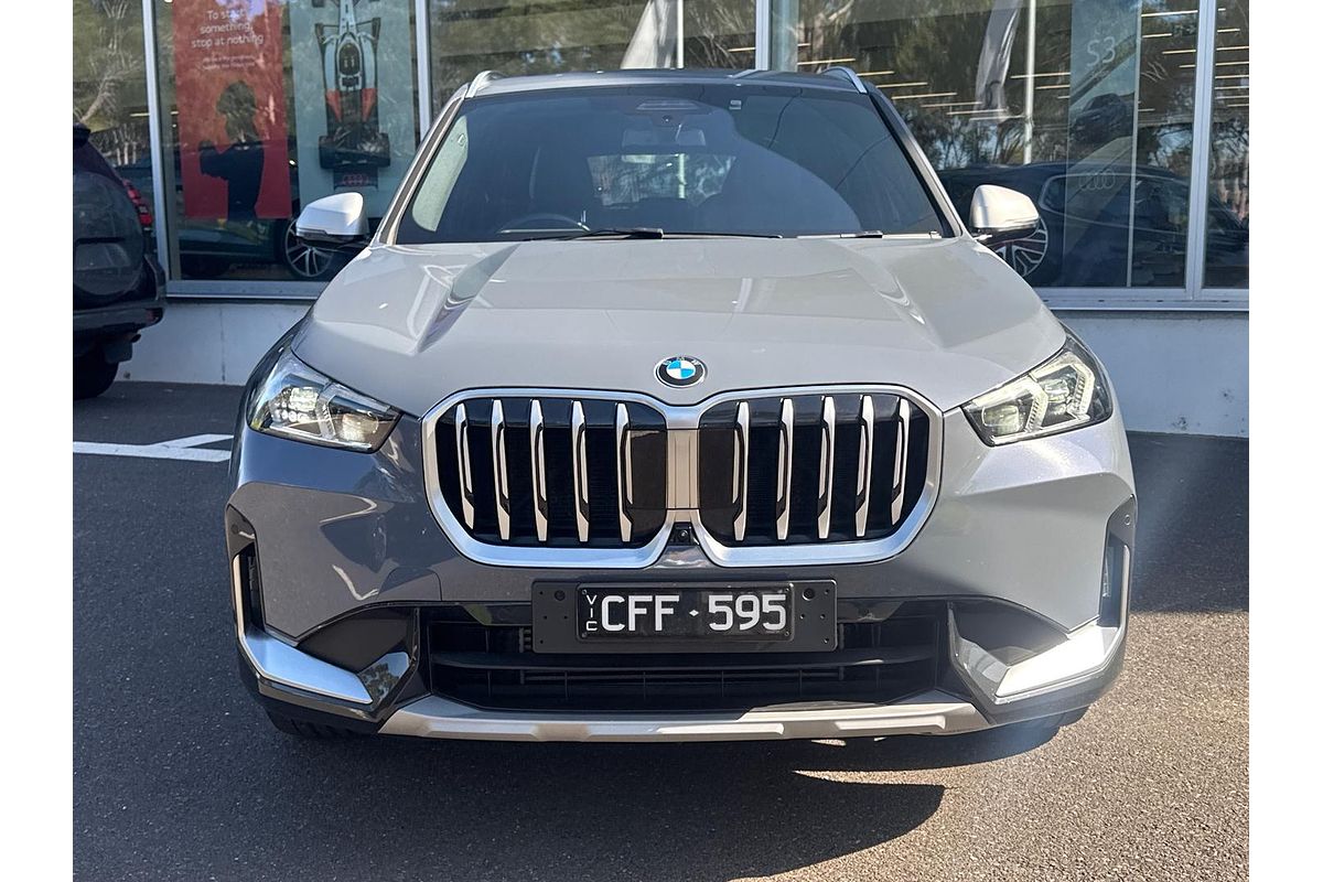 2022 BMW X1 xDrive20i U11
