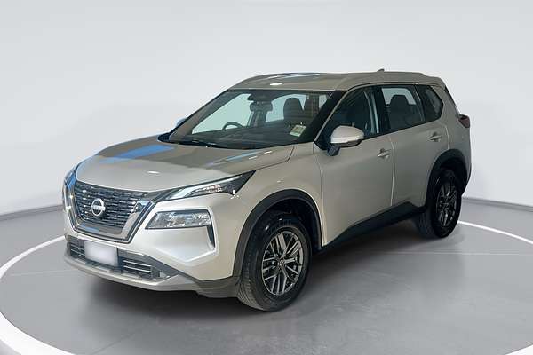 2025 Nissan X-TRAIL ST T33