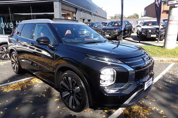 2026 Mitsubishi Outlander Exceed Tourer ZM