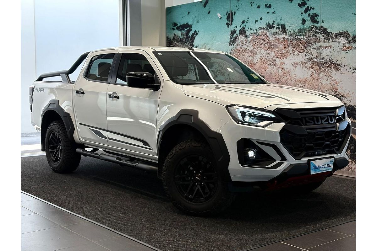 2025 Isuzu D-MAX BLADE 4X4