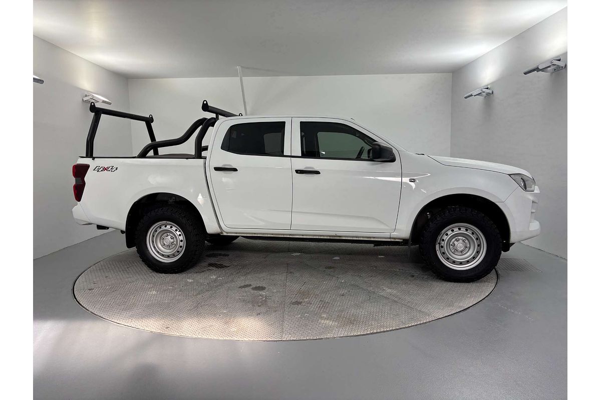 2022 Isuzu D-MAX SX  4X4