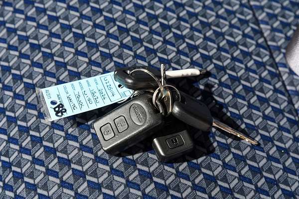 2024 Isuzu N Series NLR 45-150 4x2 SWB thumb-17