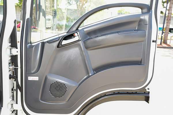 2024 Isuzu N Series NLR 45-150 4x2 SWB thumb-12