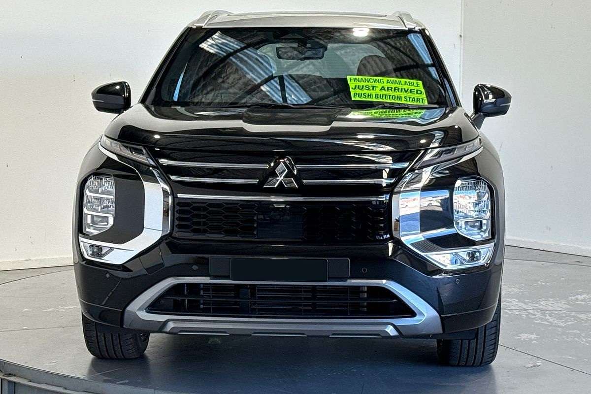 2025 Mitsubishi Outlander Exceed Tourer ZM