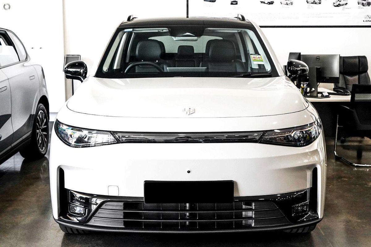 2025 Leapmotor C10 Design B11