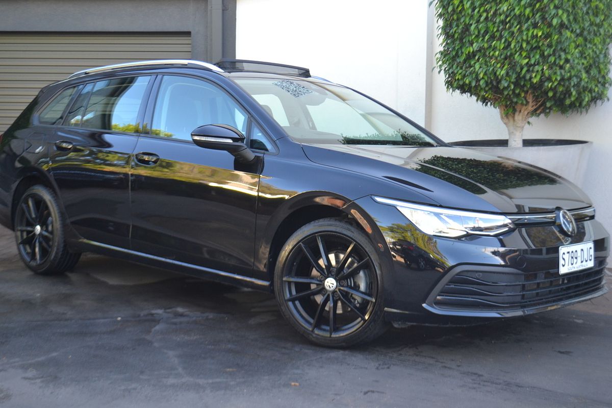 2022 Volkswagen Golf 110TSI Life 8