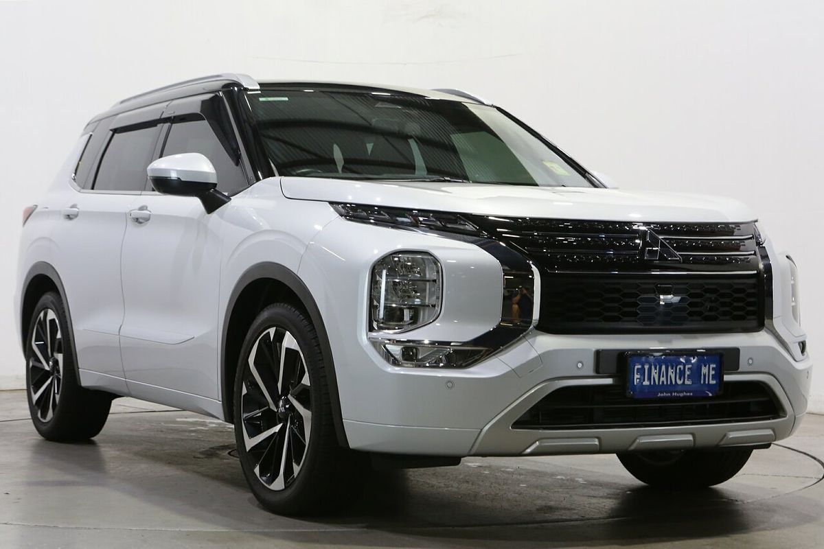 2023 Mitsubishi Outlander Exceed Tourer ZM