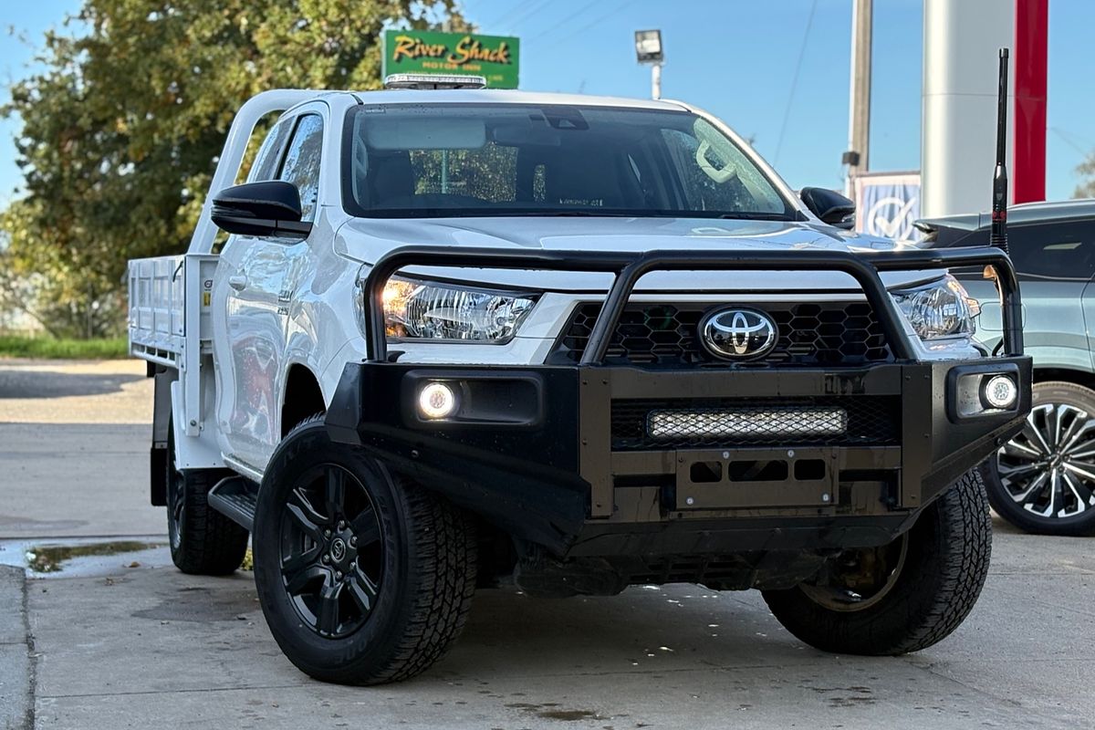 2025 Toyota Hilux SR GUN126R 4X4