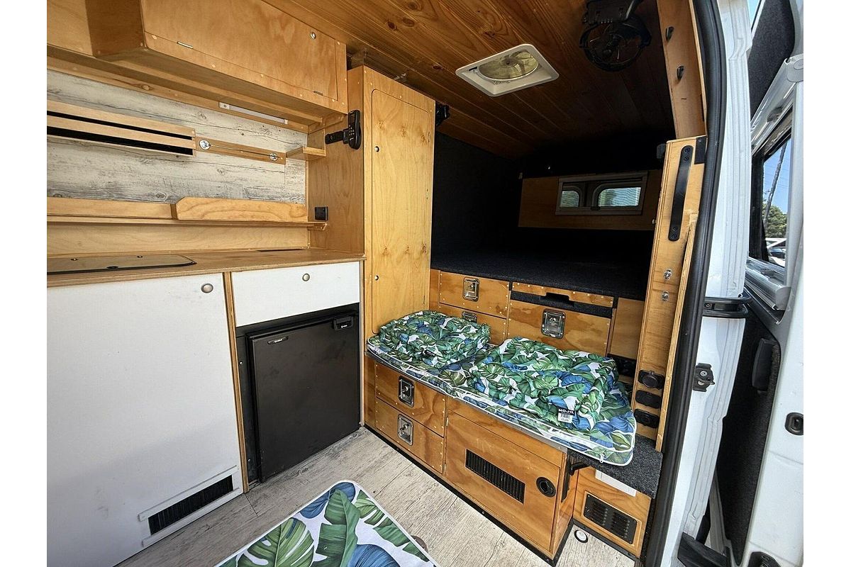 2022 Renault Master Pro 110kW X62 Phase 2 LWB Mid Roof