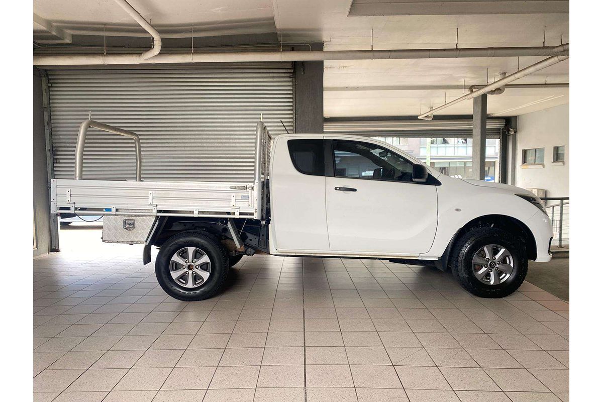 BT-50 MY18 XT HI-RIDER (4x2) 3.2L DT5 DIESEL TURBO F/INJ 6 SP AUTOMATIC FREESTYLE C/CHAS 