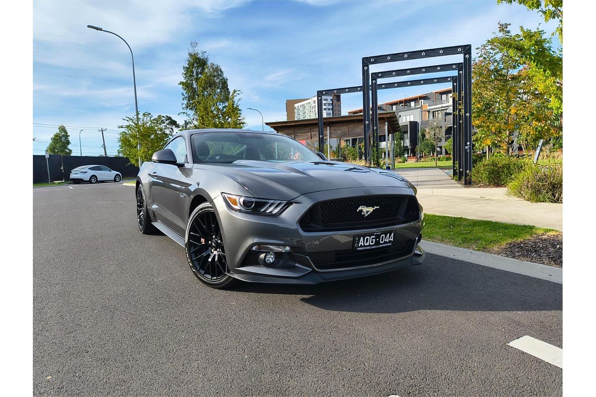 2018 Ford Mustang FASTBACK GT 5.0 V8 (5 YR) FM MY17