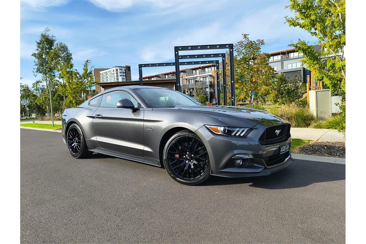 2018 Ford Mustang FASTBACK GT 5.0 V8 (5 YR) FM MY17