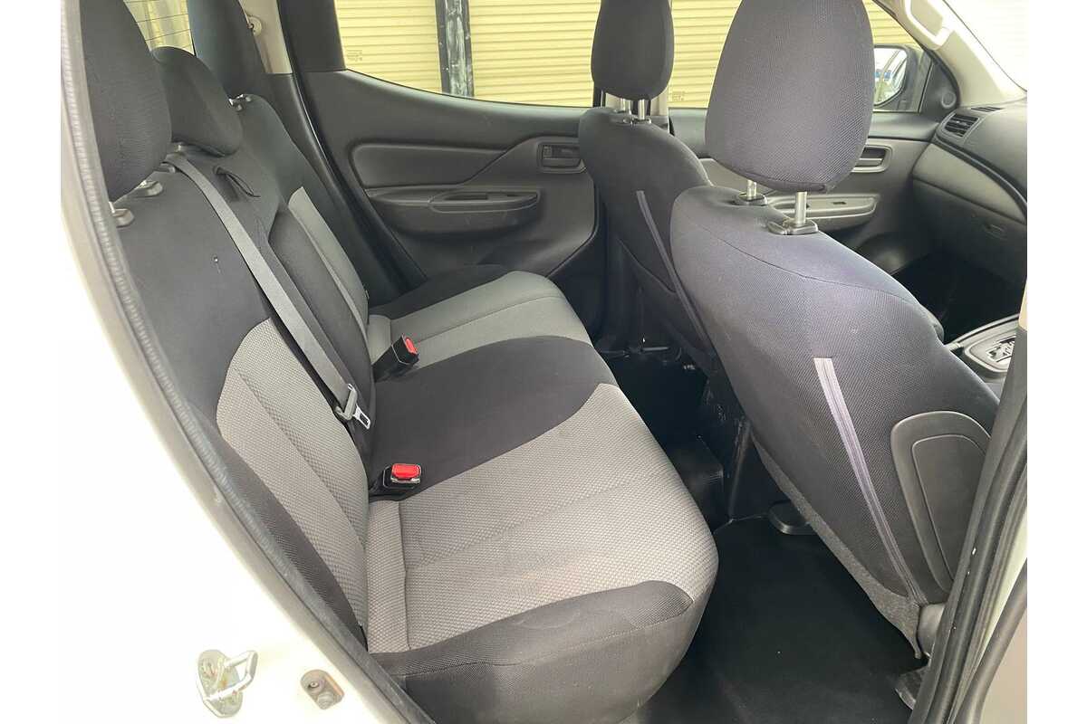 2016 Mitsubishi Triton GLX MQ 4X4