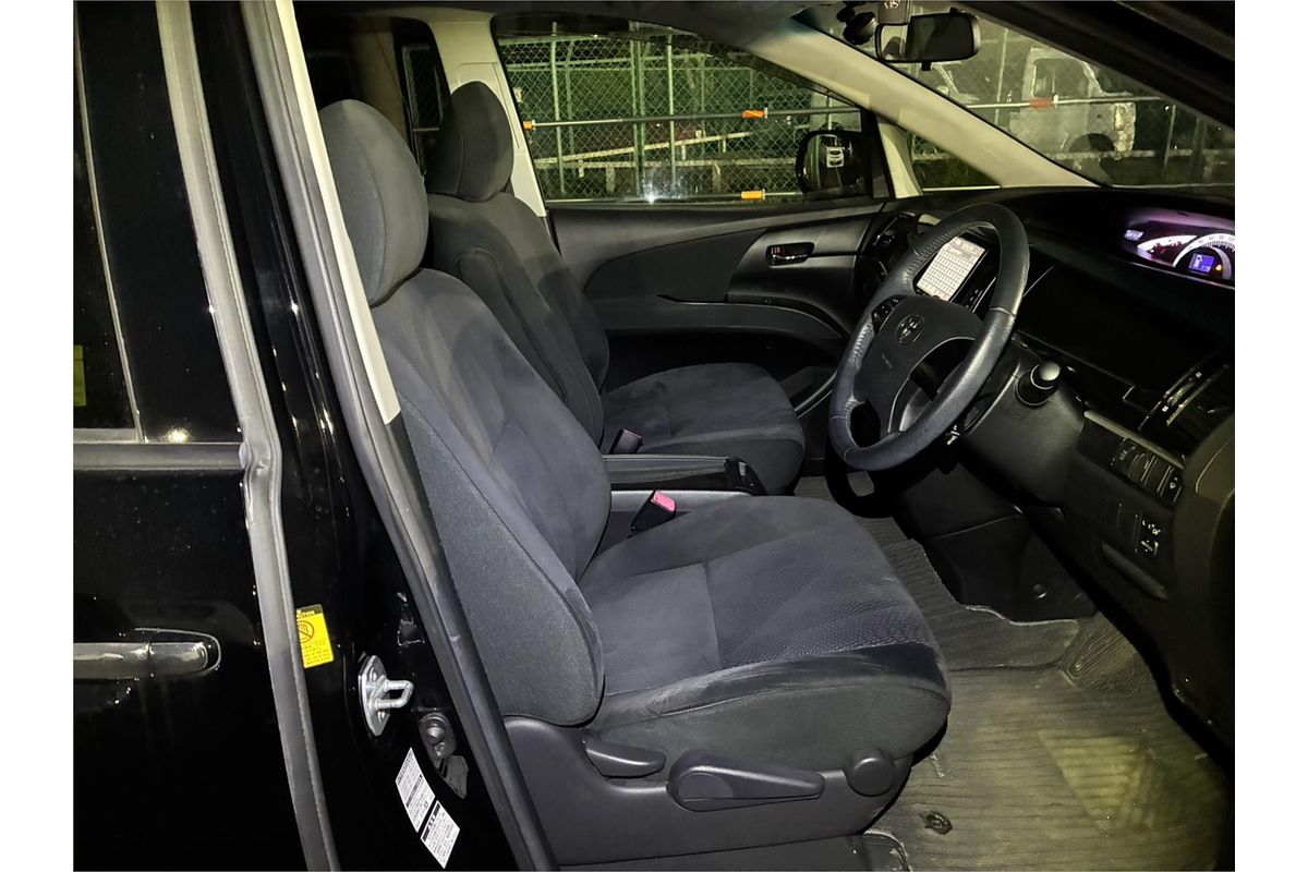 2013 Toyota Estima Aeras 4WD