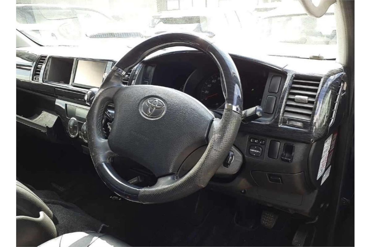 2011 Toyota Hiace Long Super GL 4WD