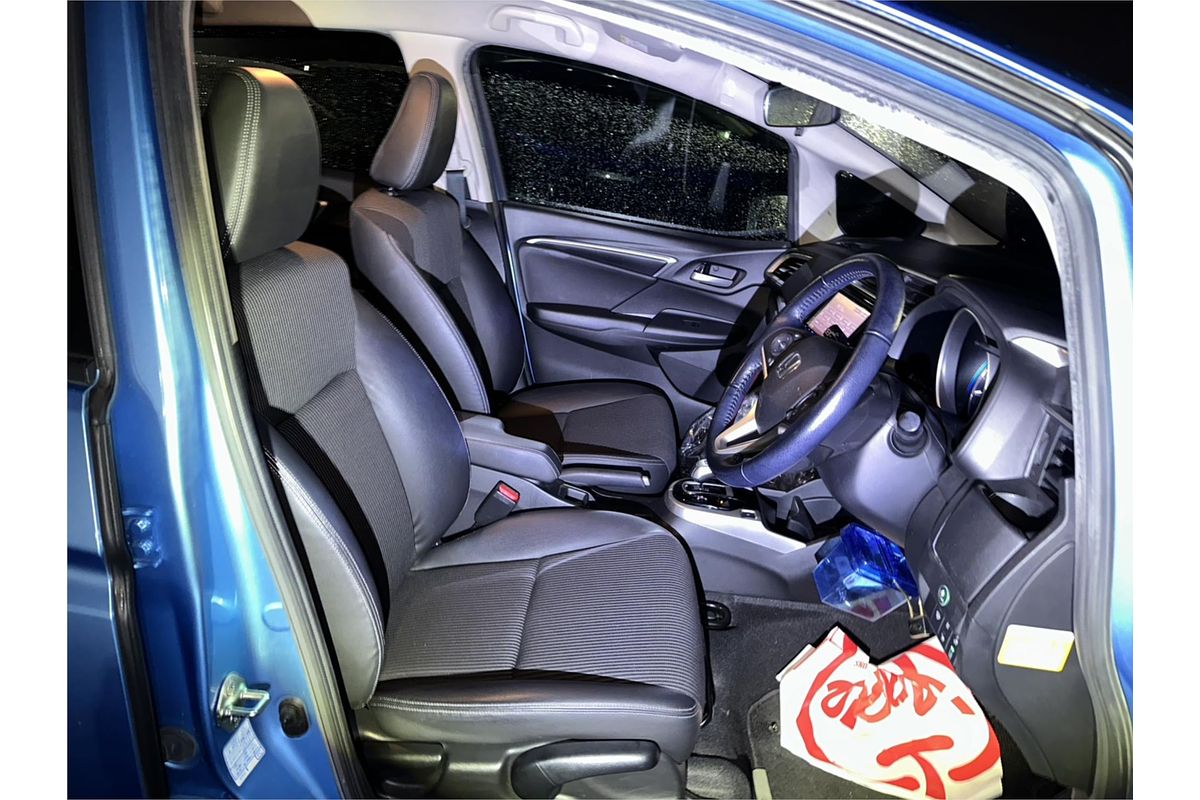 2018 Honda Fit Hybrid L Honda Sensing