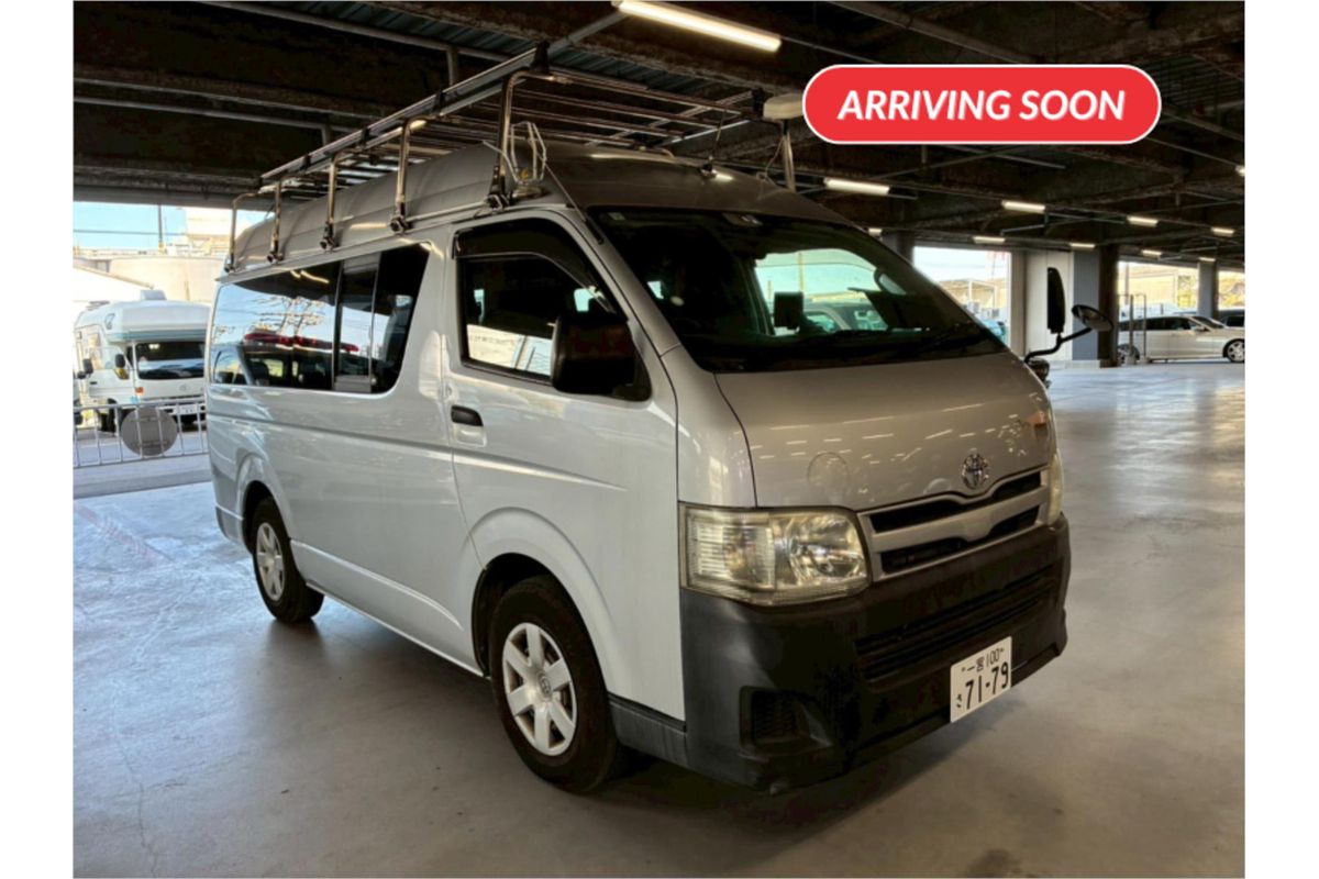 2011 Toyota Hiace DX