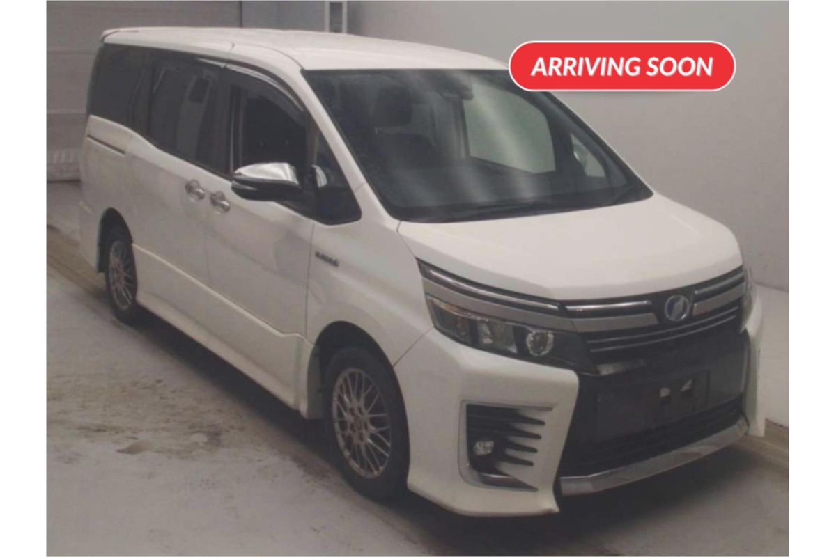 2017 Toyota Voxy Hybrid ZS Kirameki-2