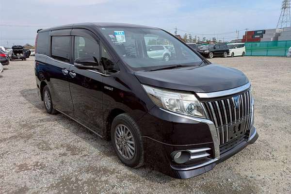 2015 Toyota Esquire Hybrid GI