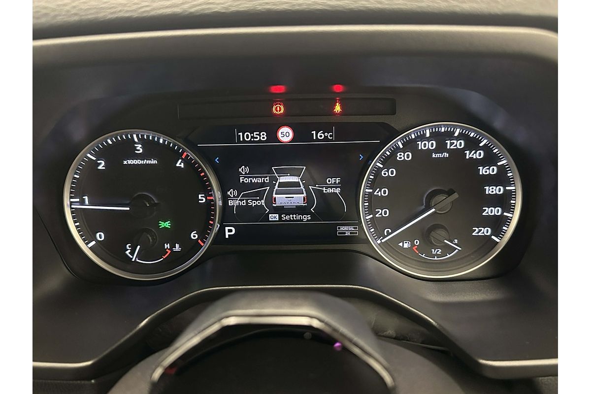 Nissan NAVARA 4X4 2.4 DSL AUTO DC ST-X