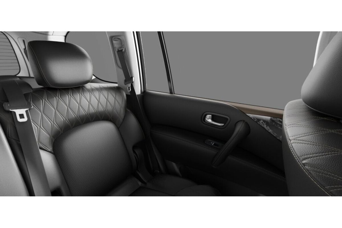 Nissan  WAG 5.6 PET AUTO TI