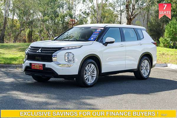 2024 Mitsubishi Outlander ES ZM