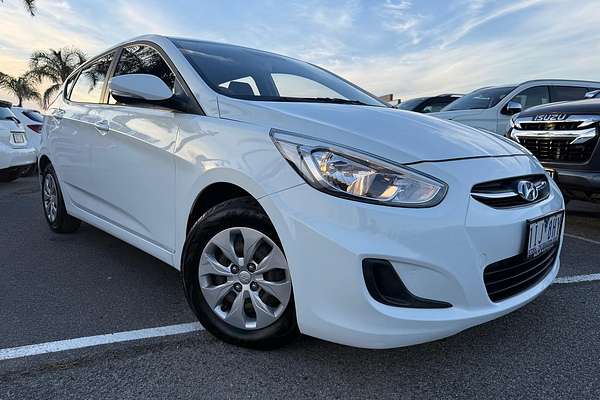 2016 Hyundai Accent Active RB4