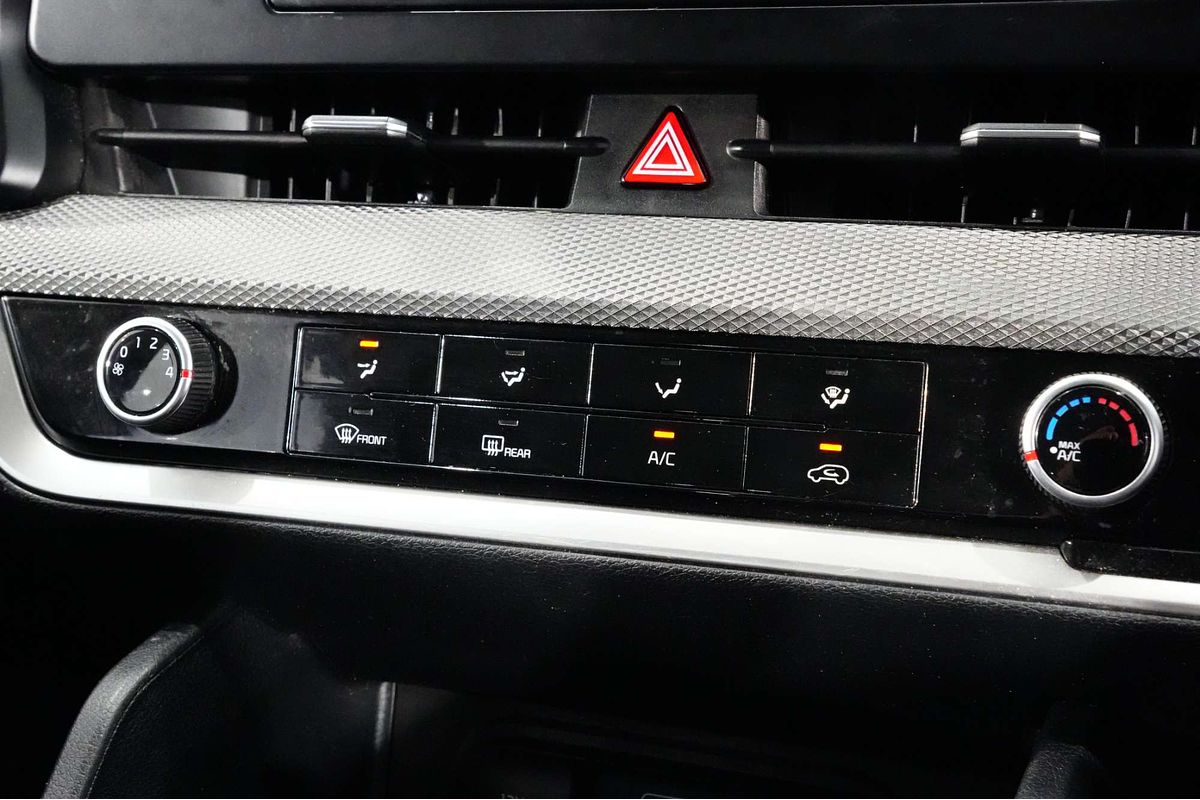 2021 Kia Sportage S NQ5
