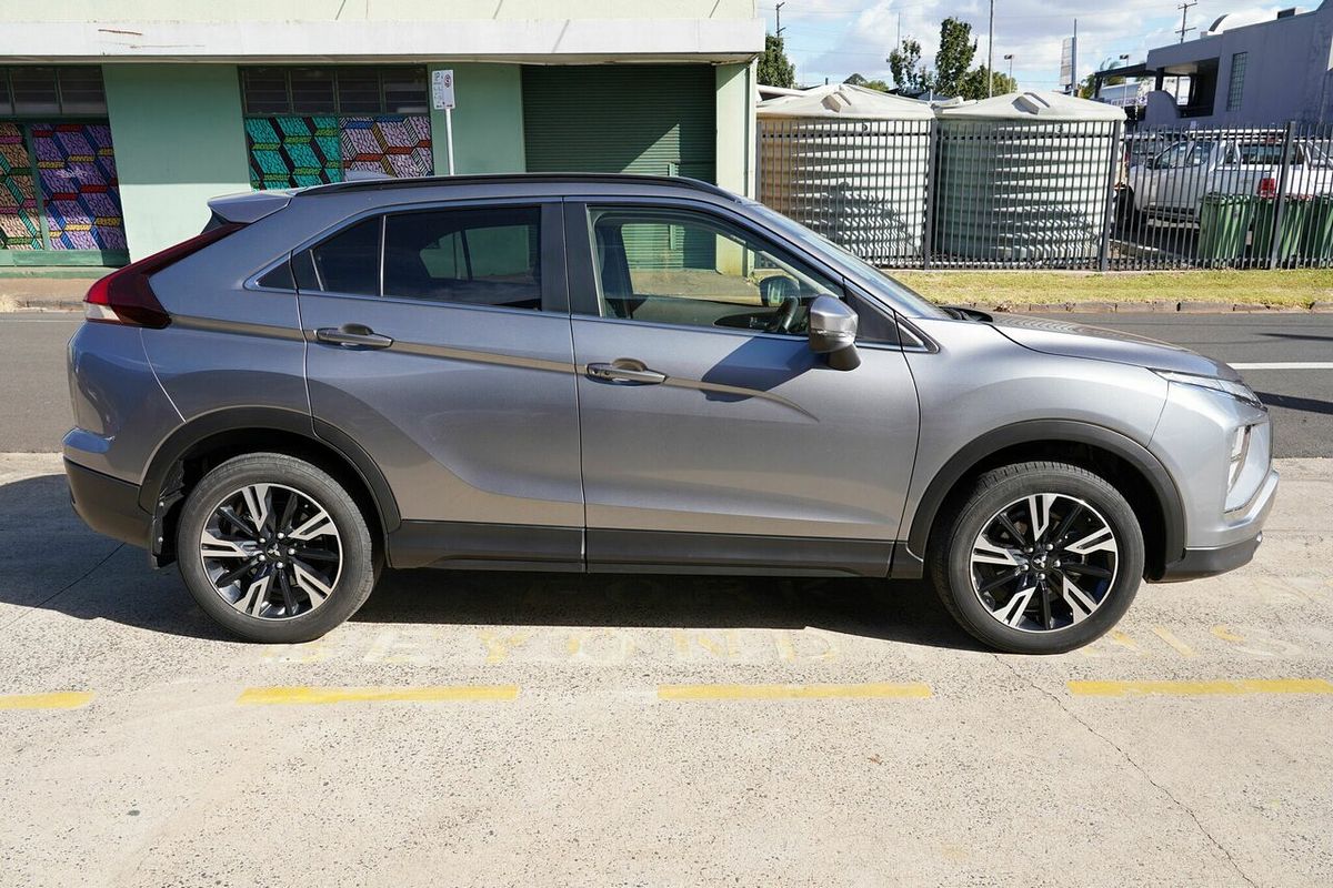 2023 Mitsubishi Eclipse Cross LS YB