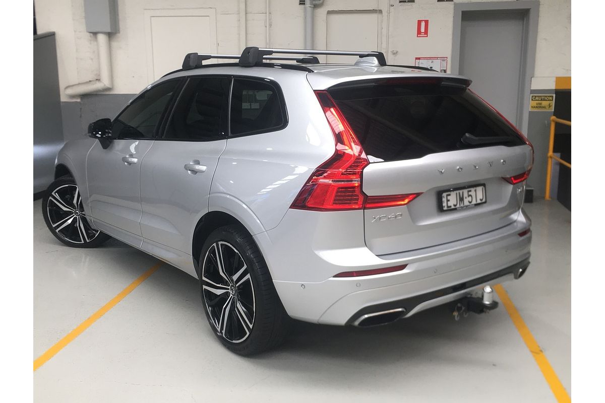 2020 Volvo XC60 T6 R-Design