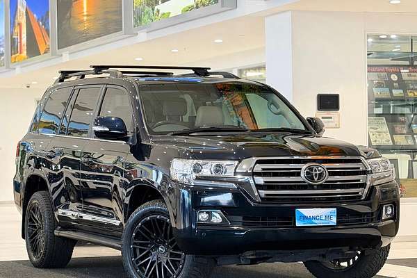 2018 Toyota Landcruiser Sahara VDJ200R