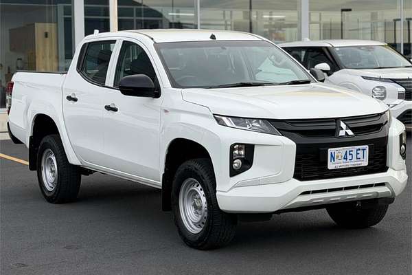2018 Mitsubishi Triton GLX MR 4X4