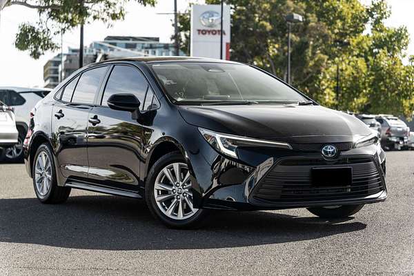 2025 Toyota Corolla Ascent Sport Hybrid ZWE219R