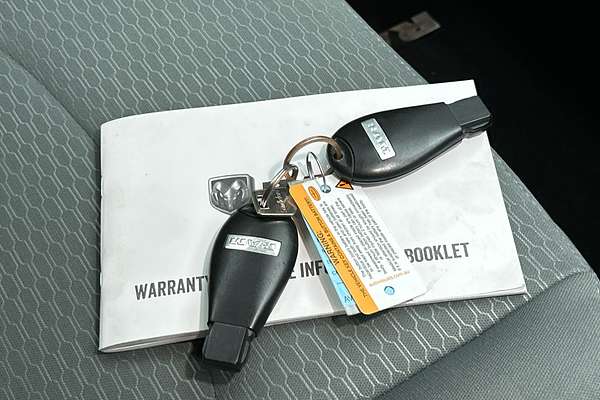 2018 RAM 1500 Express DS 4X4 SWB thumb-22