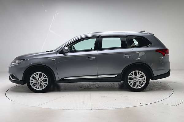 2020 Mitsubishi Outlander ES ZL thumb-3