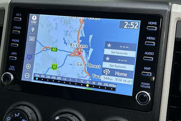 2021 Toyota Hiace Commuter GDH322R ELWB High Roof thumb-15