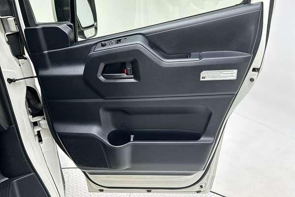 2021 Toyota Hiace Commuter GDH322R ELWB High Roof thumb-17