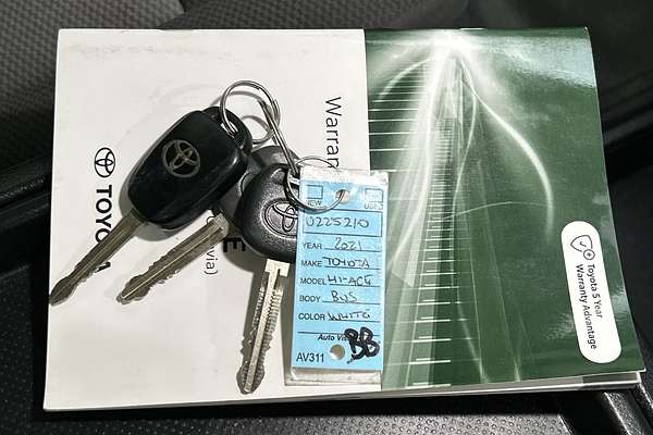 2021 Toyota Hiace Commuter GDH322R ELWB High Roof thumb-21